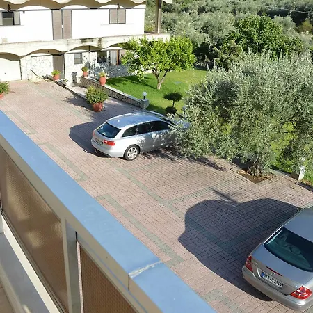 Elpida Ξενοδοχείο με διαμερίσματα Καμένα Βούρλα