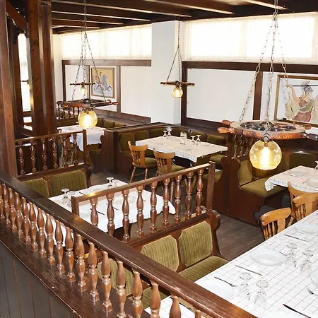 Aparthotel Elpida 3*