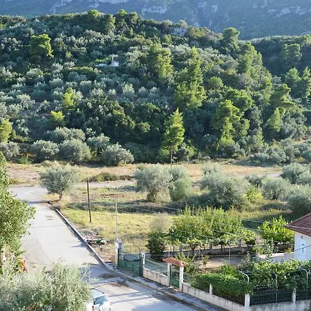 Elpida Apart Otel Kamena Vourla